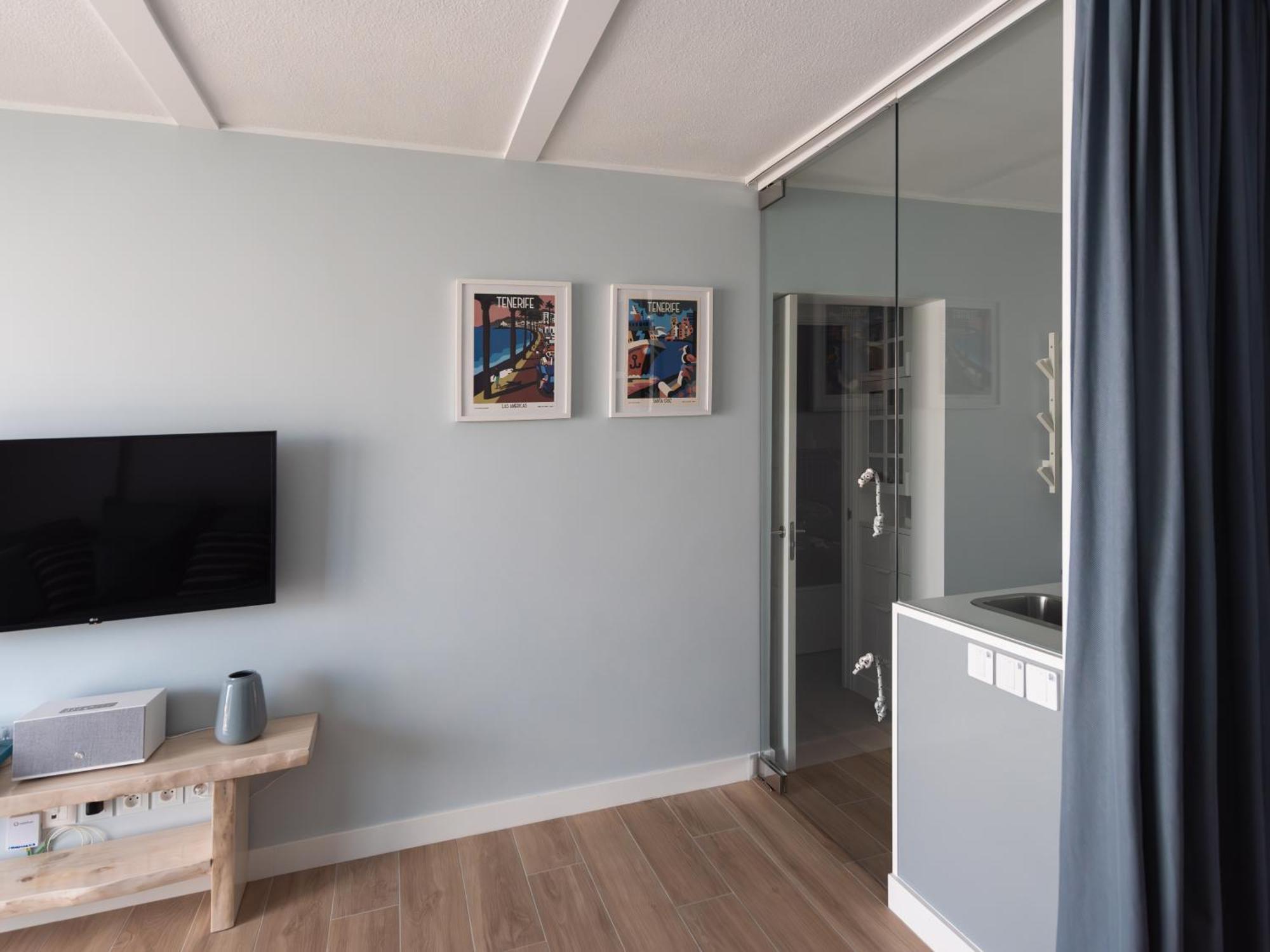 Wow With Private Jacuzzi And 2 Terraces In Christianos