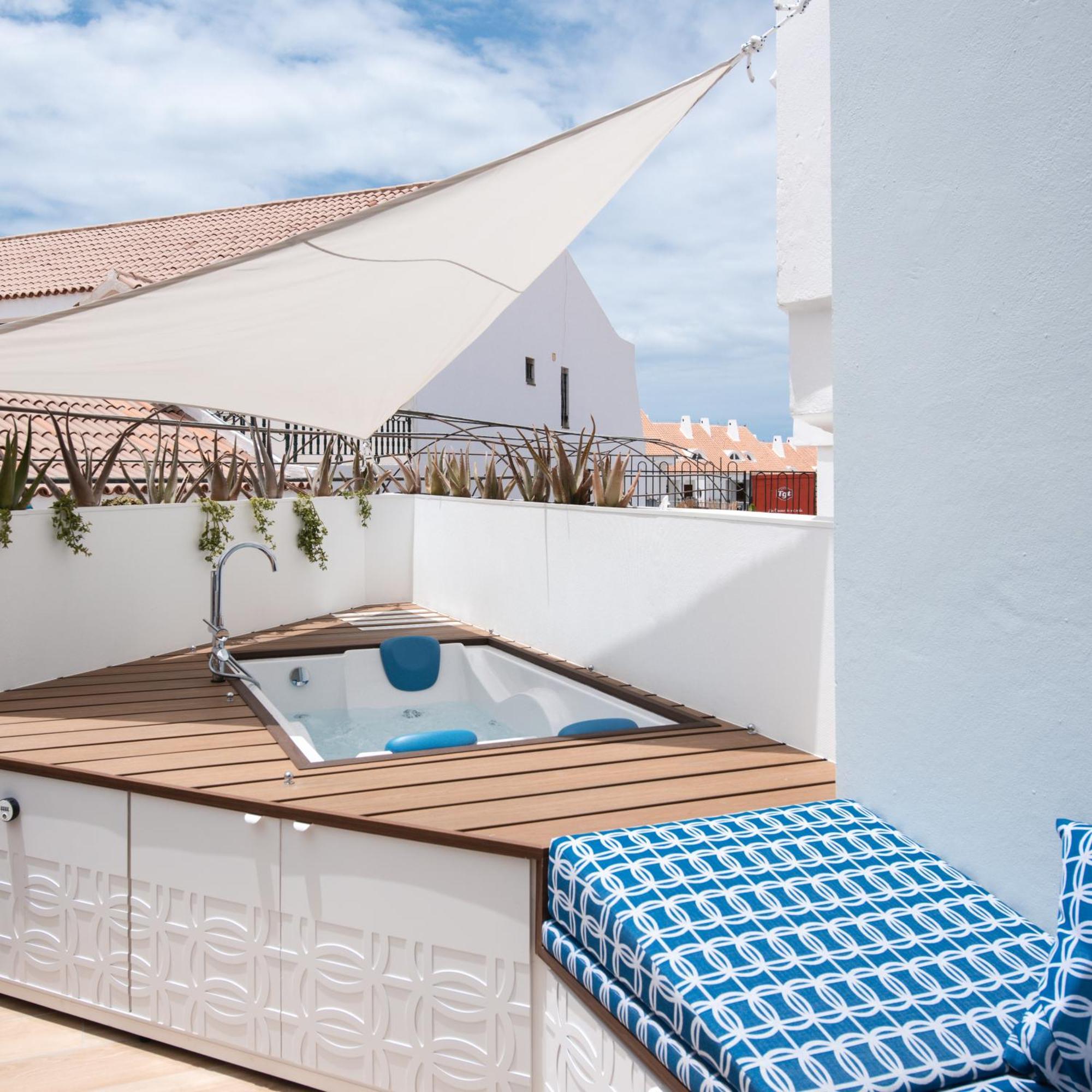 Apartment Wow With Private Jacuzzi And 2 Terraces In Christianos